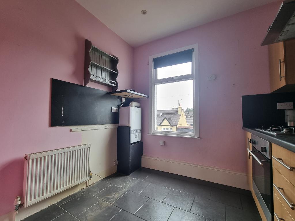 1 Bedroom Flat To Let in Central Avenue, Southend on Sea, Essex, SS2