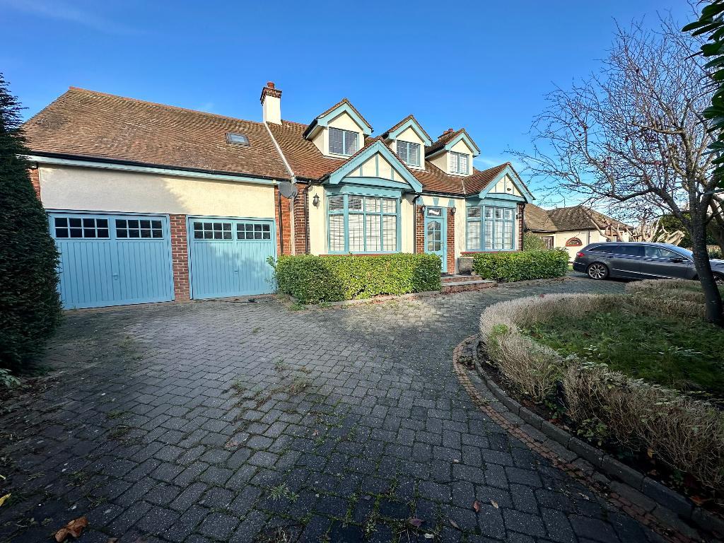 4 Bedroom Detached For Sale in Bournes Green Chase, Shoeburyness, Essex