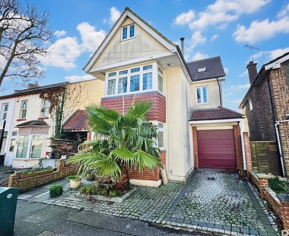 St Johns Road, Westcliff-on-Sea, Essex, SS0 7JY